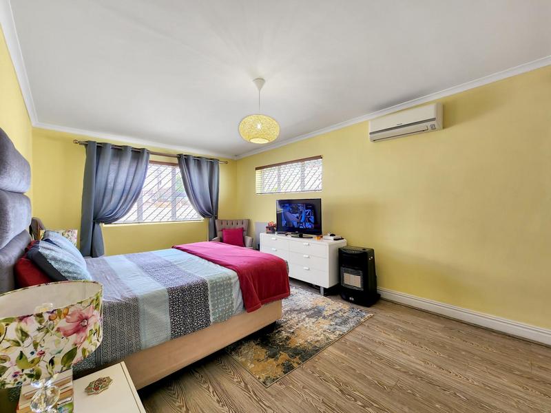 To Let 3 Bedroom Property for Rent in Rondebosch East Western Cape